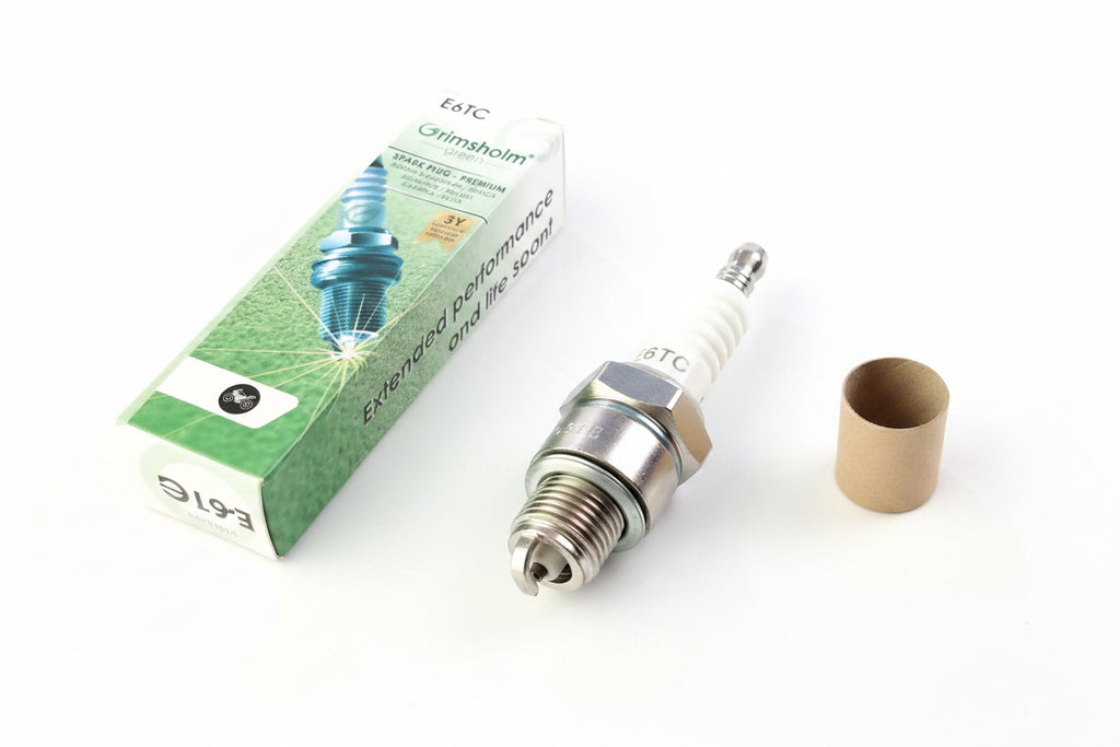 Grimsholm E6TC Zündkerze in Karton Verpackung detailliert