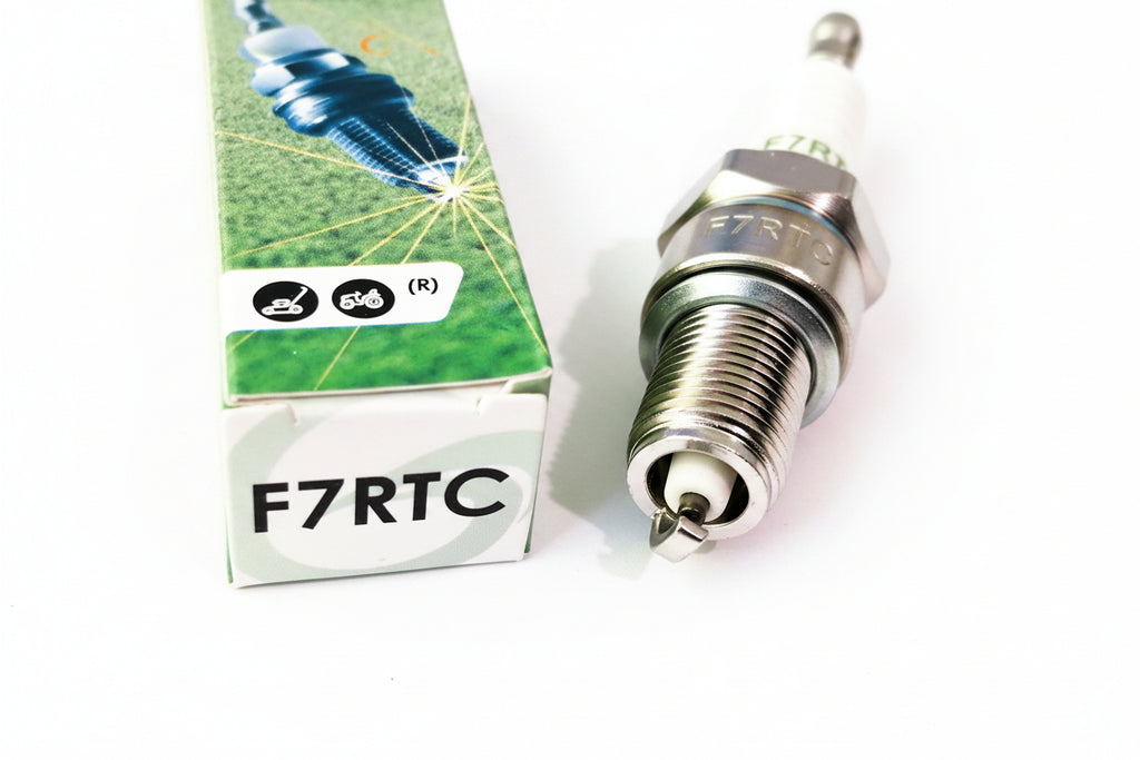 Grimsholm F7RTC Zündkerze in Karton Verpackung Deatailansicht